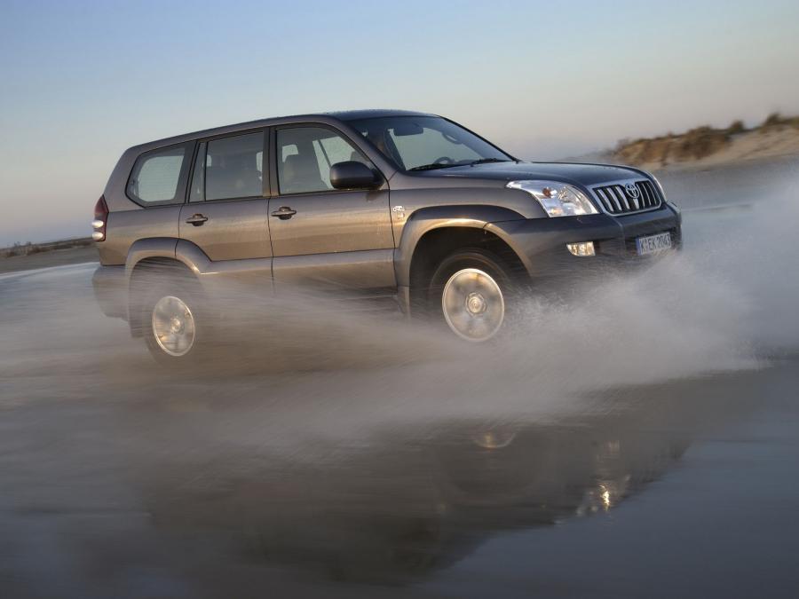  Toyota Land Cruiser Prado 120 5-Door 2007 года  (фото 12 из 22)